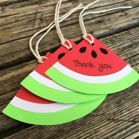 Watermelon party favor tags. Will go great with a luau , summer or beach party! #etsy #etsyshop #etsyseller #papergoods #blueoakcreations…