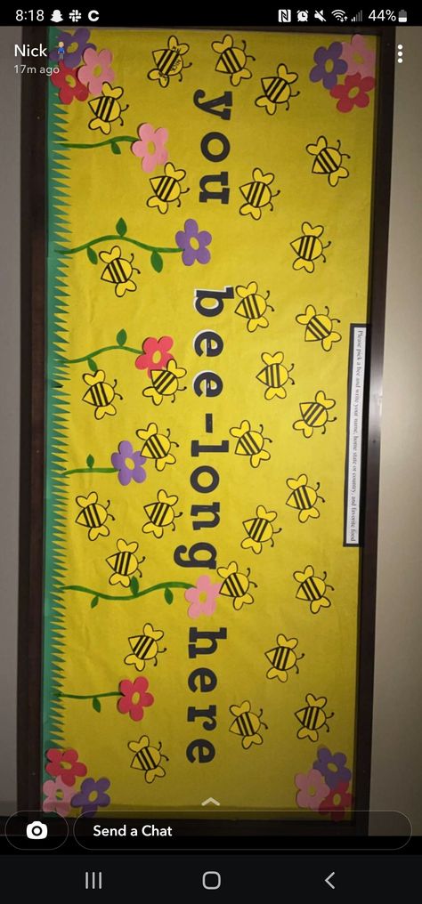 Preschool Bee Bulletin Boards, Honeybee Bulletin Board, Honeycomb Bulletin Board, Bee Themed Bulletin Boards Back To School, Bee Hive Classroom Door, Preschool Bee Theme Classroom Decor, Honey Bulletin Board, Yellow Bulletin Board Ideas, Bees Bulletin Board Ideas