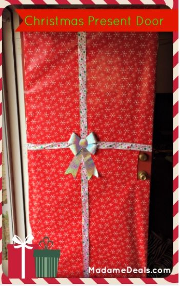 Learn how to wrap your door like a Christmas Present Front Door Xmas Decor Ideas, Front Door Xmas Decor, Door Xmas Decor, Christmas Present Ideas For Teenage Girl, Present Door, Xmas Decor Ideas, Christmas Wrapping Diy, Christmas Presents For Moms, Diy Christmas Door