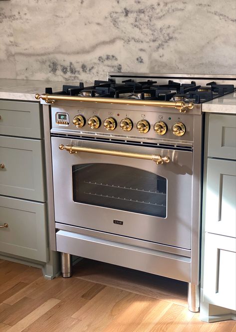 Kitchen Series: Appliances We Chose+ Readers' Choice - In Honor Of Design Ranges Kitchen Gas, Ge Cafe Appliances In Kitchen, Kitchen Stoves Ideas, Kitchen Appliances Layout, Luxury Appliances, Kitchen Appliance Packages, Vintage Appliances, High End Kitchens, Stoves Range