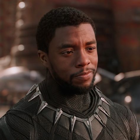 T'challa Wallpaper, Chadwick Boseman Black Panther, Tiktok Crush, Black Panther Character, Panther Pictures, Black Panther Chadwick Boseman, Marvel Men, T Challa, Letitia Wright