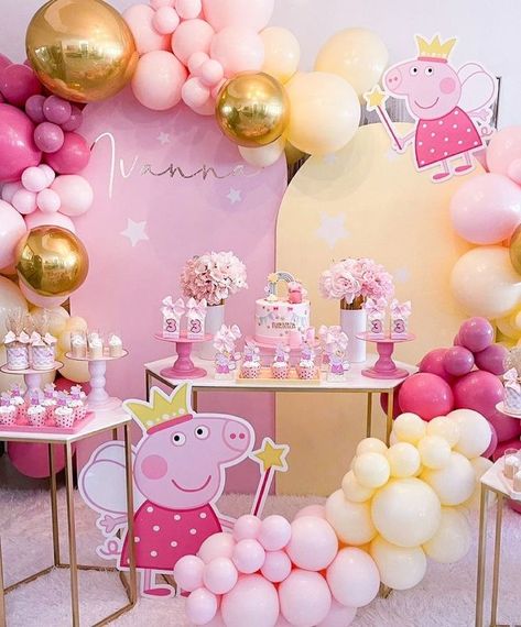 Fairy Peppa Pig Party Ideas, Peppa Party Decoration, Peppa Birthday Party Decoration, Peppa Pig 1st Birthday Cake, Peppa Pig Party Table, Peppa Party Ideas, Birthday Peppa Pig Ideas, Peppa Pig Decorations Ideas, Peppa Birthday Party Ideas