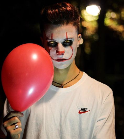 Halloween Guy Makeup, Scary Clown Makeup Ideas Men, Clown Makeup Men Scary, Clown Face Paint Men, Easy Scary Clown Makeup Male, Mens Scary Clown Makeup, Halloween Pick Up Lines, Men’s Scary Clown Makeup, Guy Face