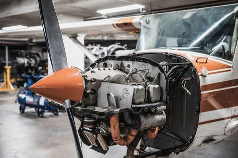 Piston vs. Turboprop: What's the Difference? - Pilot Institute Turboprop Planes, Ground School, Turbine Engine, Private Pilot, P51 Mustang, General Aviation, Combustion Chamber, Jet Engine, Driving Force