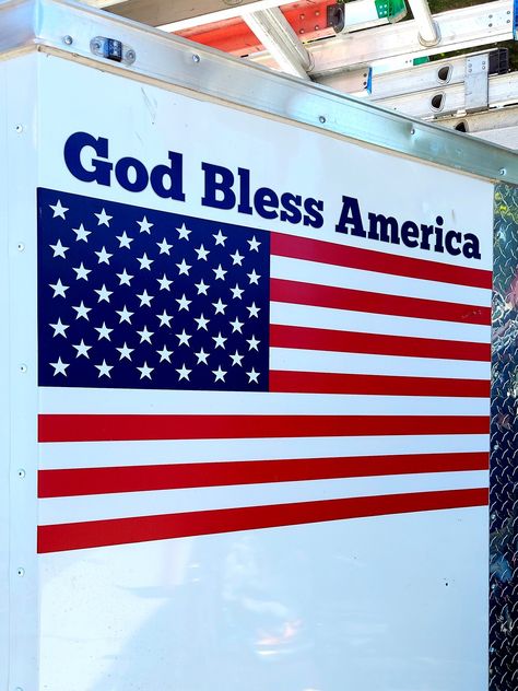 God Bless America Wallpaper, Us Flag Pictures, Caden Core, Usa Flag Aesthetic, America Core, Welcome To Usa, Usa Aesthetic, American Flag Pictures, Hard Love