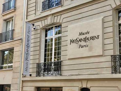 Ysl Museum Paris, Paris Icons, Yves Saint Laurent Museum, Designer Aesthetics, Paris Ideas, Ysl Paris, Saint Laurent Store, Paris Mood, Museum In Paris