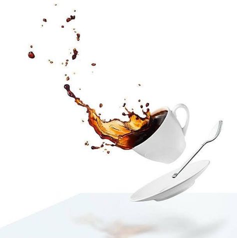 Water Spill Drawing, Splashing Water Photography, Coffee Splash, Tea Cup Drawing, Mural Cafe, Tea Cup Art, Coffee Stock, Water Tattoo, Spilled Coffee