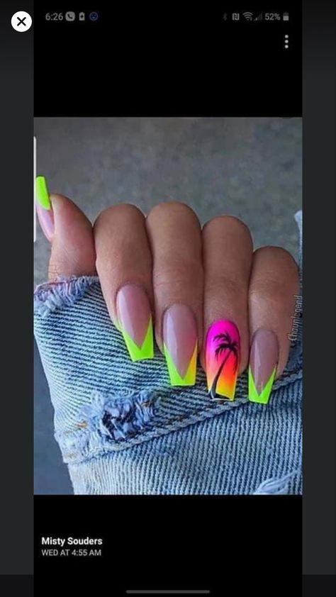 Nails Palm Tree, Nails Palm, Coffin Nails Short, Palm Tree Nail Art, Palm Nails, Tropical Vacation Nails, Florida Nails, Palm Tree Nails, Tropical Nails