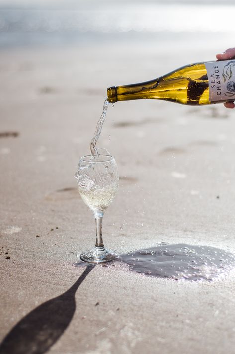 Fancy some Sea Change wine on the beach! We do! Wine Beach Photoshoot, Tequila Photoshoot, Wine At The Beach, Wine On The Beach, Wine Advertisement, Beach Champagne, Wine Vibes, Sea Change, Wine Photography