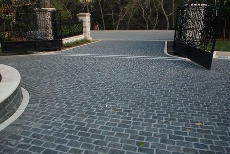 BLACK LIMESTONE PAVER Dark Pavers, Pavers For Driveway, Black Pavers, Drive Ways, Concrete Backyard, Paver Patterns, Limestone Pavers, Pavers Backyard, Driveway Landscaping