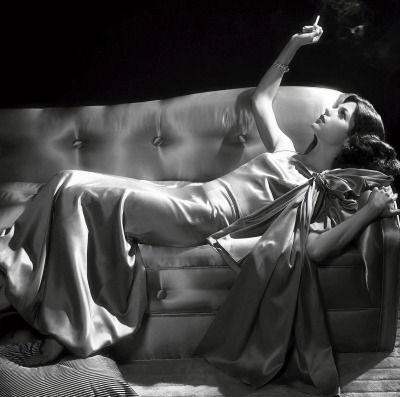 sashaying through the sargassum Blair Fashion, Noir Detective, The Big Sleep, Selma Blair, Lauren Bacall, Steven Meisel, In Distress, Vogue Italia, Vintage Hollywood