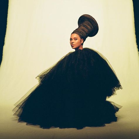 The Best Fashion Moments From Beyonce's 'Black Is King' Visual Album Black Is King, Blue Ivy Carter, King Fashion, Kelly Rowland, Queen Bey, Blue Ivy, Destiny's Child, Beyonce Knowles, Queen B