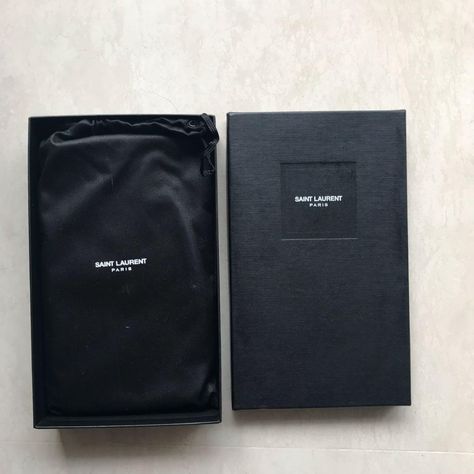 Saint Laurent Packaging, Footwear Packaging, Yves Saint Laurent Paris, Ysl Wallet, Saint Laurent Paris, Paris Saint, Wallpaper Iphone, Coffee Bag, Packaging Design