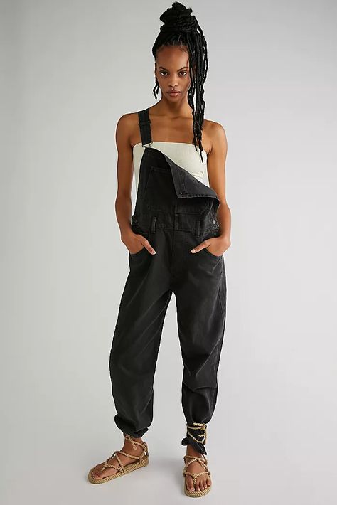 Womens Overalls | Cute Denim Overalls & Coveralls | Free People Coveralls For Women, White Overalls Outfit, Black Overalls Outfit, Overalls Outfit Summer, Overalls Cute, Womens Overalls, Cute Overalls, Overall Outfit, Overalls Outfit