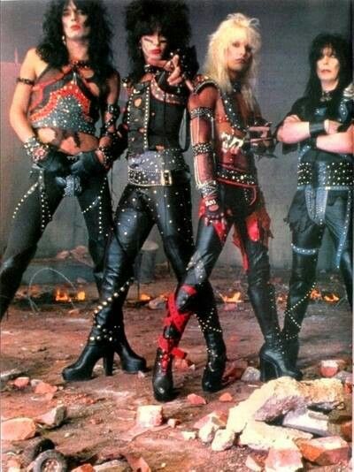 . motley crue shout at the devil 80s Hair Metal, Shout At The Devil, Hair Metal Bands, Vince Neil, 80s Hair Bands, Motley Crüe, 80s Bands, Rock Of Ages, Nikki Sixx