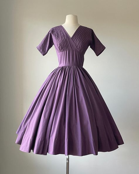 Purple Vintage Dress, Vintage Purple Dress, 1950 Dress, Purple Vintage, Vintage 1950s Dresses, Dress Purple, 1950s Dress, 1950s Fashion, Vintage Dress