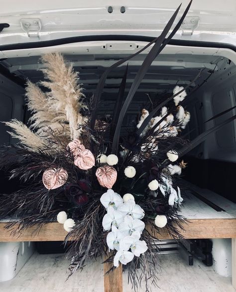 Dramatic Hues | Pampas Grass Black Pampas Grass Wedding, Black Pampas, Dried Flowers Wedding, Grass Wedding, Flower Installation, Dark Wedding, Floral Inspiration, Dried Floral, Boho Vintage