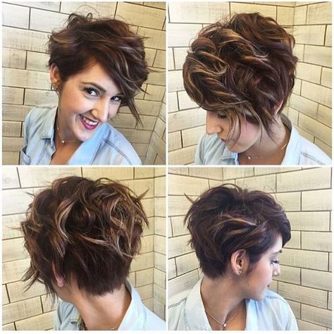 Mini ombre and a rocking pixie...what more could a girl want. @rtaigen is such a hair boss Kort Bob, Short Curly Haircuts, Long Pixie, Short Hair Balayage, Penteado Cabelo Curto, Short Pixie Haircuts, Curly Hair Cuts, Short Curly Hair, Pixie Cuts