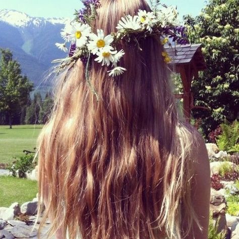 Rabastan Lestrange, Flowers In Her Hair, Boho Hairstyles, Hair Envy, Floral Crown, Flower Child, Hair Day, Pretty Hairstyles, Flower Crown