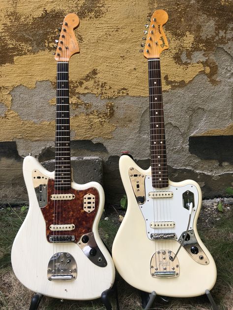 1962 Fender Jaguar beside a Johnny Marr Jaguar 2011 Fender Jaguar Aesthetic, Jaguar Fender, Jaguar Guitar, Custom Bass Guitar, Learn Guitar Chords, Surf Music, Pretty Guitars, Johnny Marr, Guitar Ideas