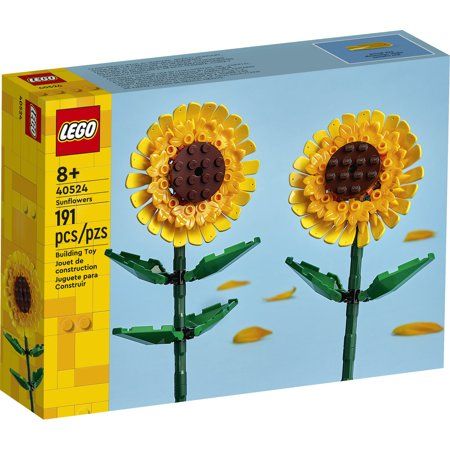 Build a sunflower display - Create a display piece for any room with the colorful LEGO Sunflowers (40524) building kit. Includes 2 sunflower blooms with adjustable green stems and leaves Combine with other sets - LEGO Sunflowers can be displayed on its own or combined with the LEGO Roses (40460), LEGO Tulips (40461) or LEGO Flower Bouquet (10280) sets, each sold separately Dimensions - There are 191 pieces in the set, and the model sunflowers measure over 9.5 in. (25 cm) tall Lego Flower Bouquet, Dollar Tree Vases, Construction Lego, Shop Lego, Sunflower Gifts, Lego Minecraft, Lego Toys, Lego For Kids, Botanical Collection