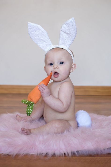 First Easter🐰🥕 Cute Infant Easter Pictures, Easter Pictures For One Year Old, Sibling Easter Photoshoot, Easter Pics For Babies, Easter Photography Ideas Baby, Baby Easter Picture Ideas, Easter Baby Picture Ideas, Easter Sibling Pictures, Easter Baby Boy Photoshoot