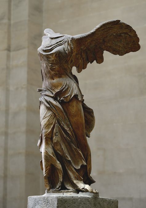 Nike of Samothrace. Paris, Louvre Museum. Nike Statue, Paris Louvre Museum, Nike Of Samothrace, Statue Aesthetic, Paris Louvre, Winged Victory, Ancient Greek Sculpture, Statue Tattoo, Ancient Paintings