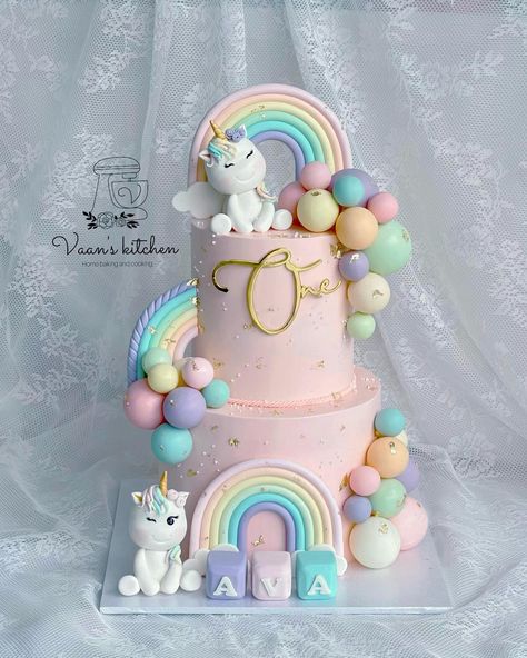 Unicorn Theme Cake, Unicorn Birthday Party Cake, Rainbow Birthday Cake, Unicorn Birthday Cake, Simple Cake Designs, 1st Birthday Cake, Unicorn Cake, Birthday Party Cake, Unicorn Birthday Parties