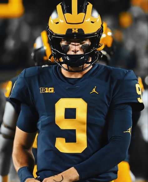 Jj Mccarthy Wallpaper, University Of Michigan Logo, Jj Mccarthy, Michigan Logo, Candy Wallpaper, Michigan Go Blue, Mc Carthy, Football Pics, Michigan Wolverines Football