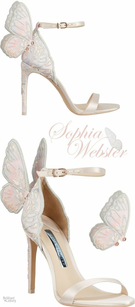 Light Academia Shoes, Sophia Webster Chiara, Sophia Webster Heels, Academia Shoes, Shoes Butterfly, Cotton Dress Indian, 1980’s Fashion, Butterfly Heels, Sophia Webster Shoes