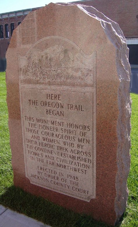 Oregon National Historic Trail, Missouri to Oregon - This is the historic stone marker in Independence, Missouri. Oregon Trail Aesthetic, Missouri Genealogy, Oregon Trail History, Trail Aesthetic, Missouri Scenery, Oregon Trail Pioneers, Independence Missouri, Missouri History, Oregon History