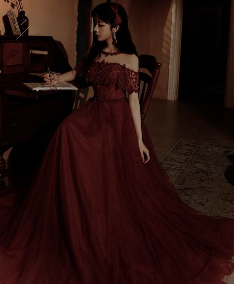 Vampire Inspired Prom Dress, Fancy Red Dress Aesthetic, Evil Dress Aesthetic, Dark Red Victorian Dress, Ballroom Gowns Aesthetic, Red Gowns Elegant Ball, Red Yule Ball Dress, Quince Dresses Wine Red, Red Dress Aesthetic Medieval