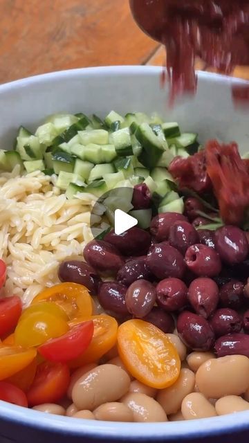 The Mediterranean Diet 🇺🇸 on Instagram: "fresh orzo salad - 🫒🍅🥬
Cre by @eatwithbonnie_

🙌Type "yes" if you want to get more post from @mediterraneanfood.eating

👉 Follow my page @mediterraneanfood.eating to get Mediterranean diet recipes for healthy lifestyle 

4 servings
250g of orzo (cooked )
130g black pitted olives
8- 10 sundried tomatoes (chopped)
1/2 a cucumber (chopped)
70g cherry tomatoes (chopped)
50g rocket/ salad of your choice
1 tin butter beans (400g)
50g fresh basil (chopped)

dressing:
70ml olive oil
1 lemon juiced
1 tsp dijon mustard
1 clove of garlic (crushed)

method:
cook your orzo in some boiling salted water drain and rinse once cooked. chop your veggies, combine your dressing ingredients together then throw everything into a large bowl and mix. this can be stor Rocket Salad, Orzo Recipes, Water Drain, Sundried Tomatoes, Orzo Salad, The Mediterranean Diet, Butter Beans, Follow My Page, Mediterranean Diet Recipes