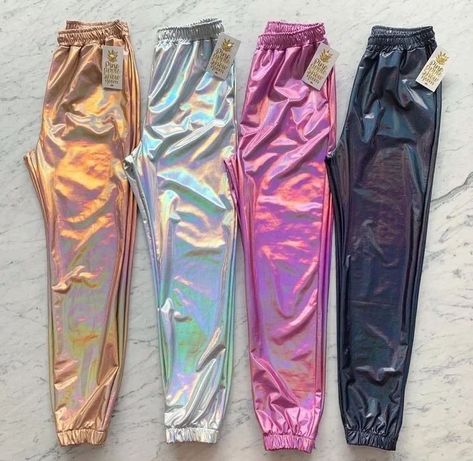 Holographic Fashion, Costume Inspo, Shiny Pants, Women Leggings, Easy Trendy Outfits, Stylish Dress Designs, Simple Trendy Outfits, Fashion Design Clothes, Swag Outfits