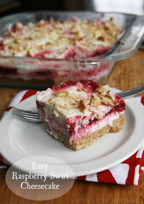 Easy Raspberry Swirl Cheesecake - the crust is Nilla Wafers - oh yum Nilla Wafer Recipes, Simple Treats, Raspberry Swirl Cheesecake, Spring Recipes Dessert, Swirl Cheesecake, Nilla Wafers, Cookie Box, Best Dessert Recipes, Macedonia