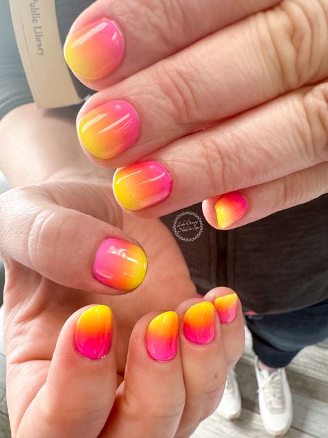 Pink And Yellow Ombre Nails, Pink And Yellow Neon Nails, Hot Pink And Neon Yellow Nails, Lemonade Nails, Hot Pink And Yellow Nails, Pink Lemonade Nails, Neon Ombre Nails, Orange Ombre Nails, Neon Yellow Nails