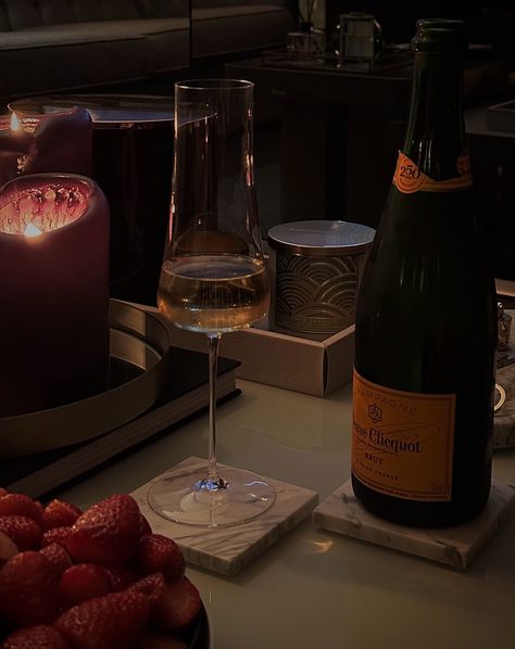 veuve clicquot champagne aesthetic solo date night | E N A Solo Birthday Aesthetic, Veuve Clicquot Aesthetic, Solo Date Aesthetic, Romanticing Life, Champagne Aesthetic, Dinner Date Aesthetic, Vision Board Pics, Solo Date, Veuve Clicquot Champagne