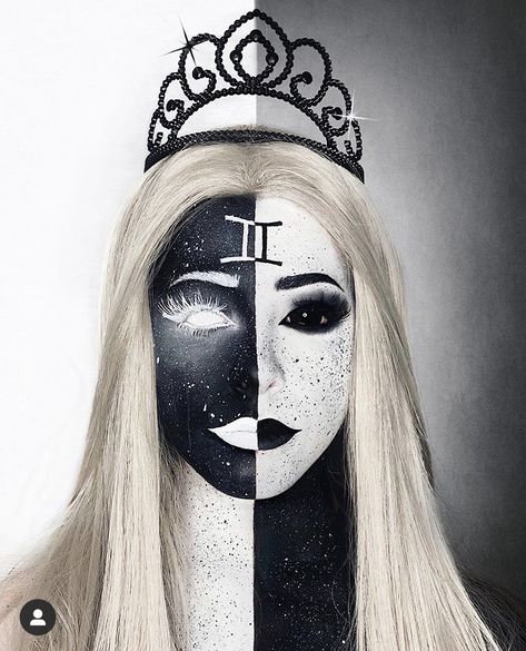 Gemini Halloween Costume, Gemini Makeup Looks, Zodiac Sign Makeup, Zodiac Makeup, African Makeup, Extreme Makeup, Creepy Halloween Makeup, Witch Makeup, Special Fx Makeup