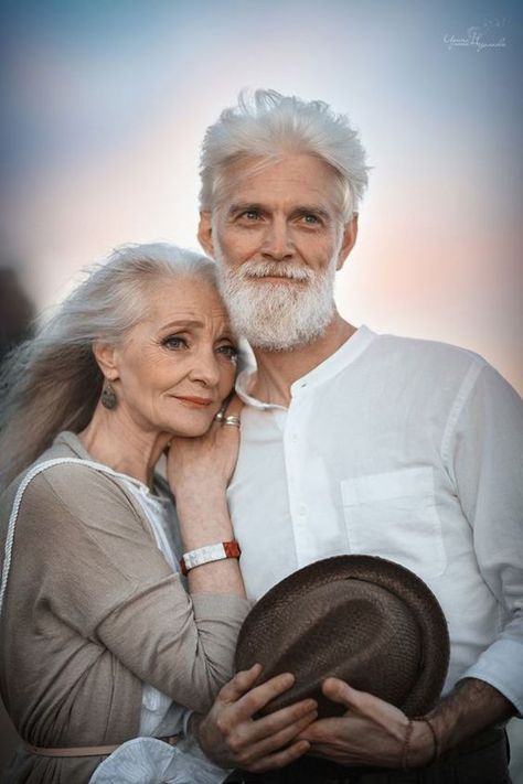 Russian Photographer Captures Beautiful Elderly Couple To Show That Love Transcends Time | Bored Panda Old Couple Photography, Older Couple Poses, Older Couple Photography, Vieux Couples, Older Couple, Elderly Couples, Old Couples, Varanasi, Foto Pose