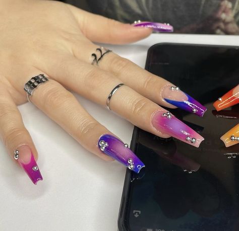 Pink Purple Blue Nails, Long Nails Inspiration, Purple Blue Nails, Nails Inspiration Simple, Pride Nails, Nails Y2k, Airbrush Nails, Edgy Nails, Gel Nails Diy