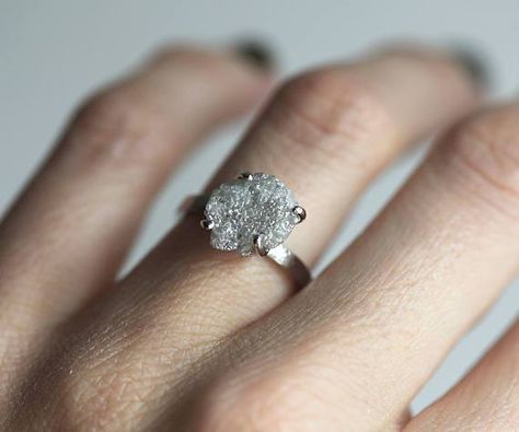 Granola glam: these natural diamond engagement rings will blow your mind Grey Diamond Engagement Ring, Raw Stone Engagement Rings, Raw Diamond Ring, Anniversary Rings For Her, Raw Diamond Rings, Raw Diamond Engagement Rings, Stylish Rings, Platinum Engagement Rings, Raw Diamond