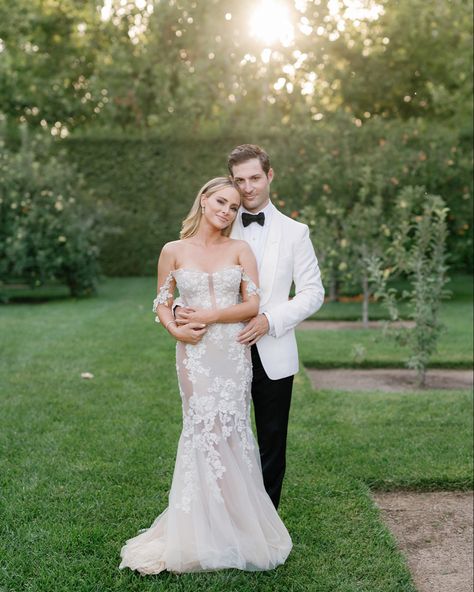 Amanda Stanton Wedding, Amanda Stanton, Happy Bride, Galia Lahav, Tying The Knot, Beach Photoshoot, Wedding Photo Inspiration, Bride And Groom, Sheath Wedding Dress