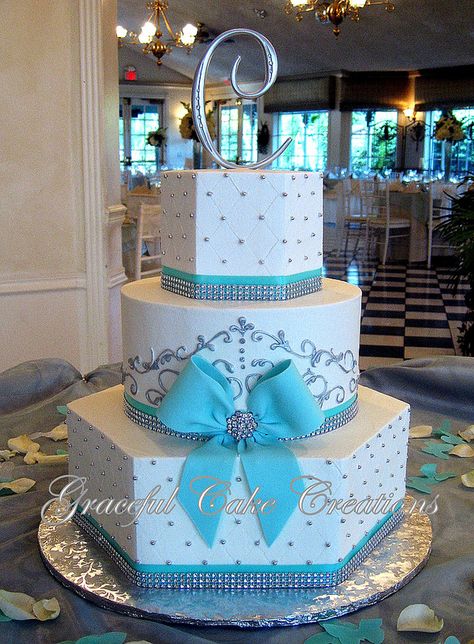 Elegant White and Tiffany Blue Wedding Cake with Bling Tiffany Blue Wedding Cake, Tiffany Sweet 16, Blue Wedding Cake, Tiffany Blue Weddings, Tiffany Blue Wedding, Bling Wedding Dress, Sweet 16 Cakes, 16 Cake, Tiffany Wedding