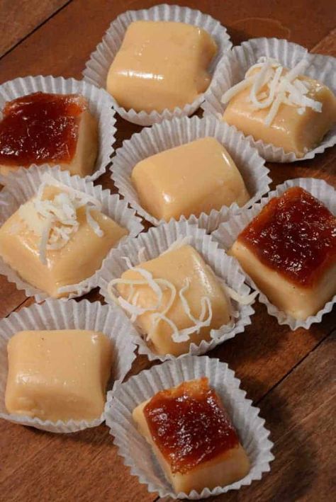 Dominican Republic Dulce De Leche squares Fudge Squares, Dominican Cuisine, Dominican Republic Food, Dominicano Recipes, Boricua Recipes, Dominican Food, Hispanic Food, Dutch Recipes, Cuban Recipes