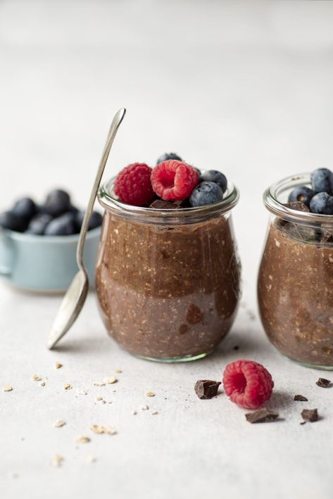 Chocolate Overnight Oats Beet Puree, Raspberry Overnight Oats, Almond Flour Chocolate Chip Cookies, Date Nut Bread, Chocolate Overnight Oats, Chia Overnight Oats, Breakfast Meals, Grain Free Granola, Coconut Almond