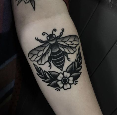 Traditional Bumble Bee Tattoo, Tattoo Bees, Tattoo Bee, Inner Elbow Tattoos, Traditional Tattoo Black And White, Bumble Bee Tattoo, Pop Art Tattoos, Cuff Tattoo, Traditional Tattoo Inspiration