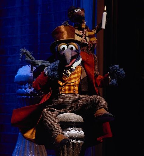 Disney Lovers! (@noamlevi2222) • Instagram photos and videos Muppets Christmas Carol, The Muppet Christmas Carol, Charles Dickens Christmas, Muppets Christmas, Muppet Christmas, Mickeys Christmas Carol, Muppet Christmas Carol, Disney Christmas Ornaments, Fraggle Rock