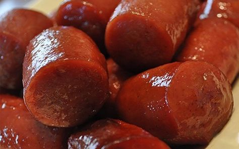 Crockpot Sausage Recipes, Crockpot Sausage, New Years Appetizers, Favorite Appetizers, Kielbasa, Crock Pot Slow Cooker, Crock Pot Cooking, Easy Slow Cooker, Best Appetizers