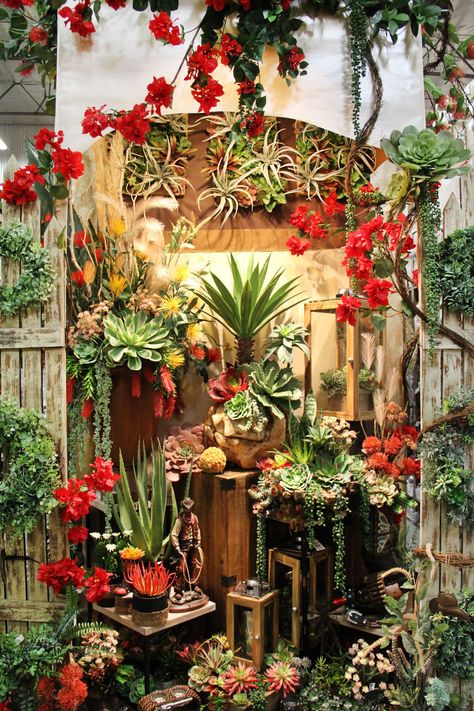 Succulents With Flowers, Western Decorations, Vertical Green Wall, Garden Displays, Backyard Terrace, Tropical Interior Design, Bohemian Room Decor, Tropical Interior, Chinese Tea Ceremony