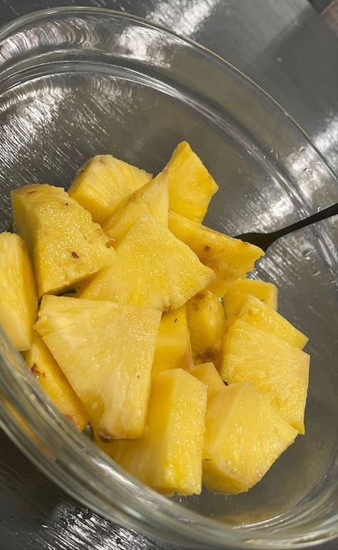 Pineapple Aesthetic, Fruit Lunch, Healthy Lunch Snacks, Food Blogging, Best Fat Burning Foods, Food Babe, Food Therapy, Healthy Food Motivation, Healthy Sweets Recipes